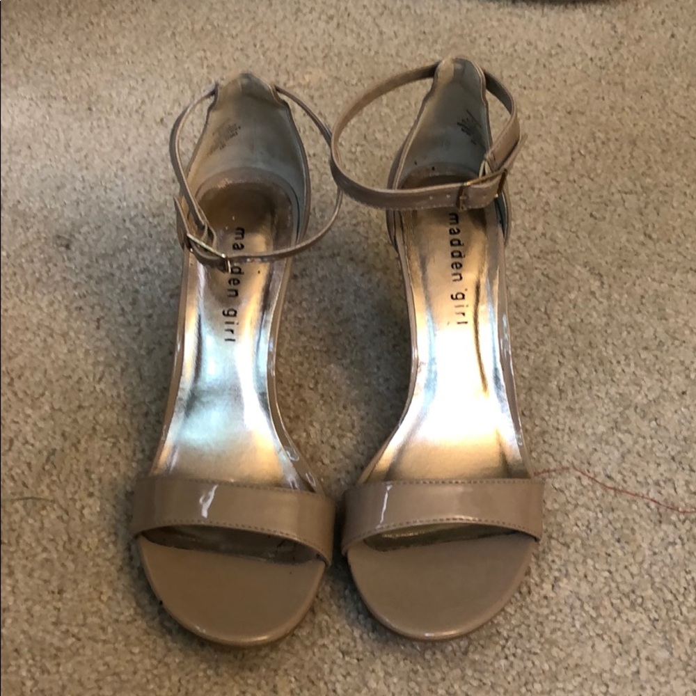 Madden girl nude heels